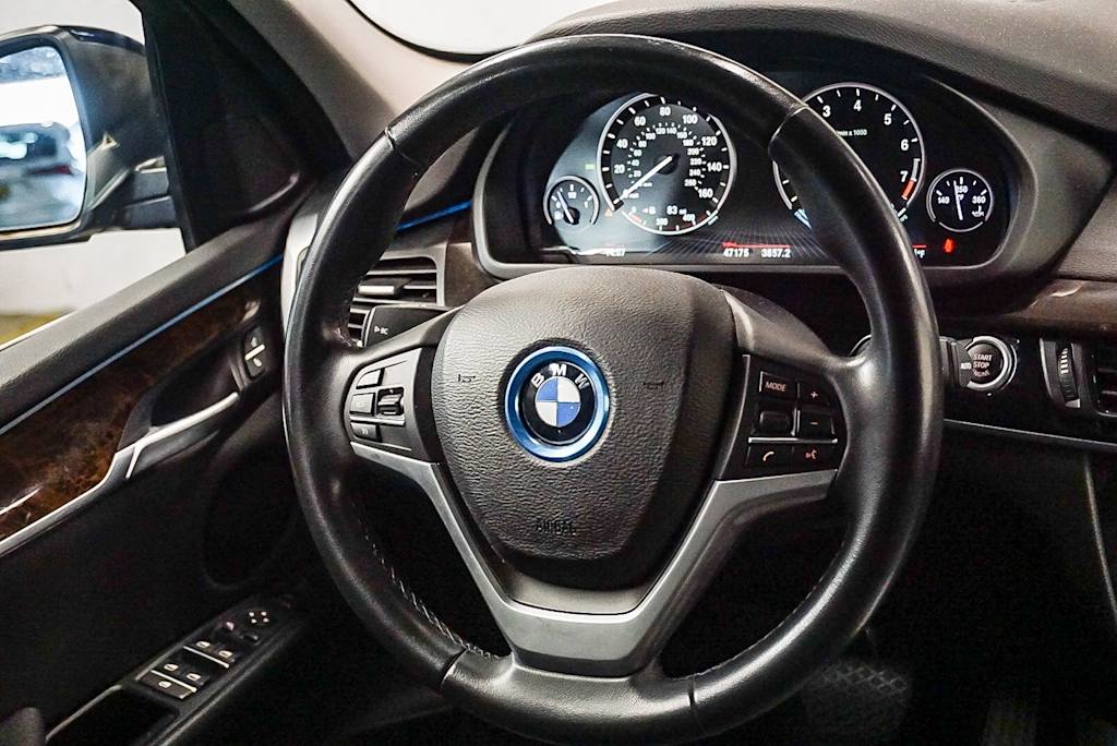Thumbnail: 2016 BMW X5 - 13