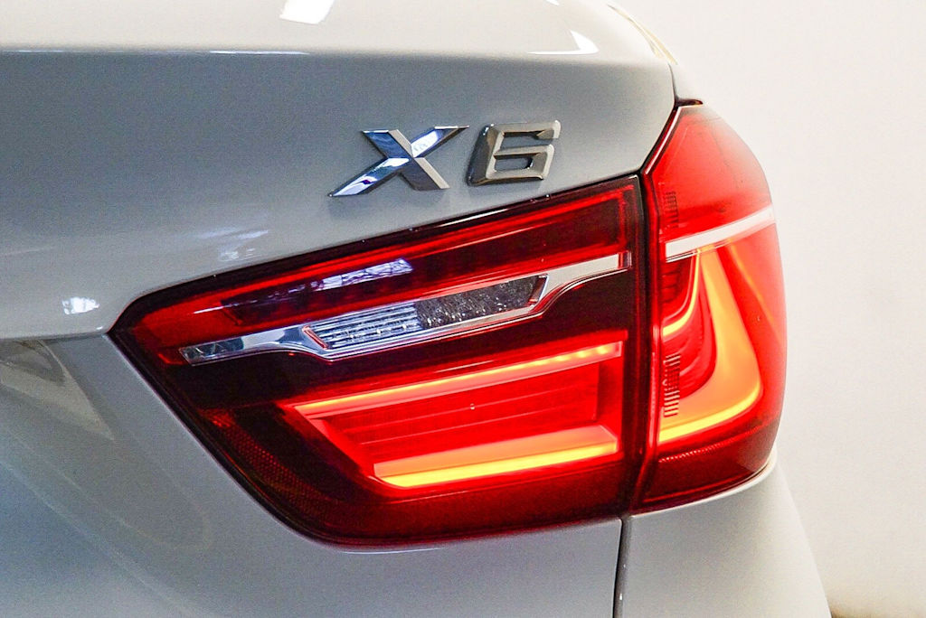 Thumbnail: 2018 BMW X6 - 21