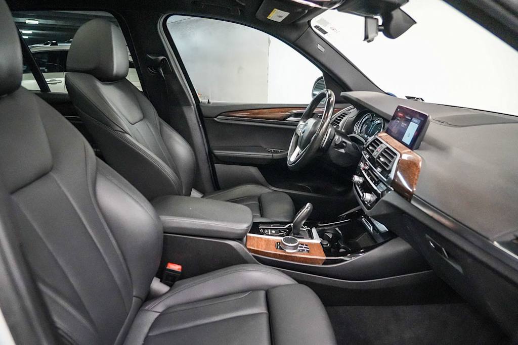 Thumbnail: 2019 BMW X3 - 10