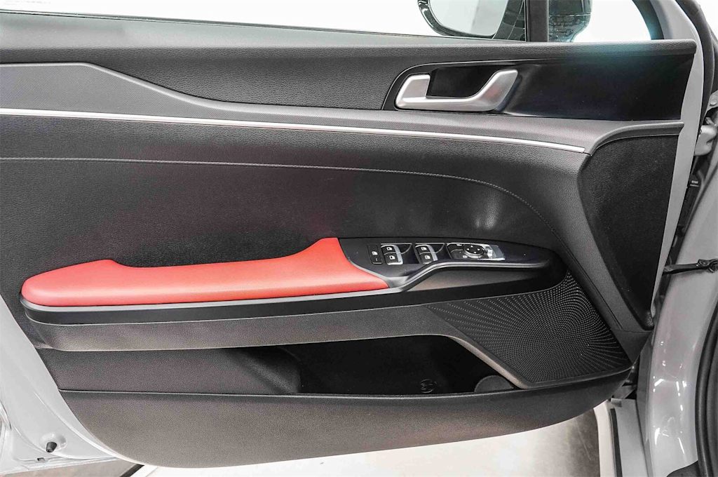 Thumbnail: 2021 Kia K5 - 26