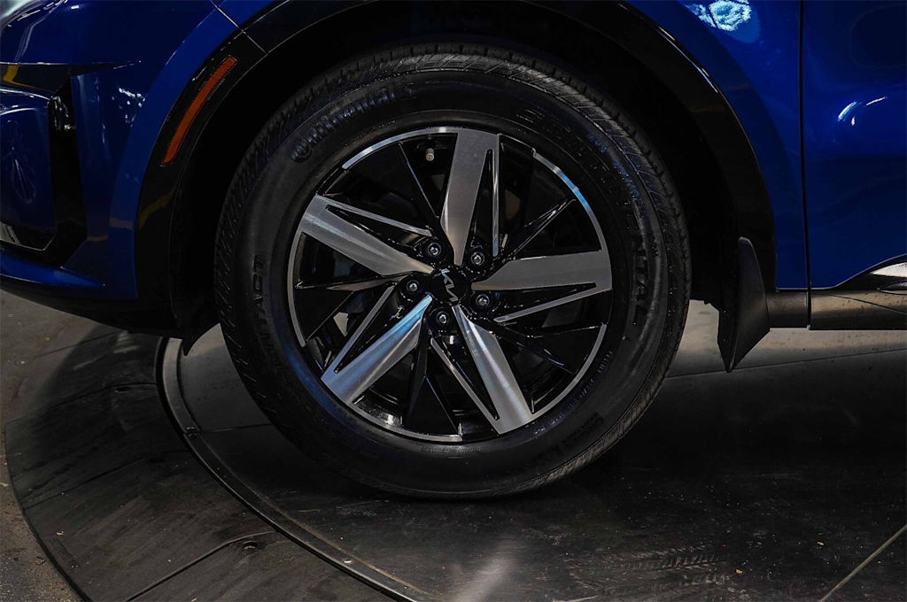 Thumbnail: 2022 Kia Sorento - 7