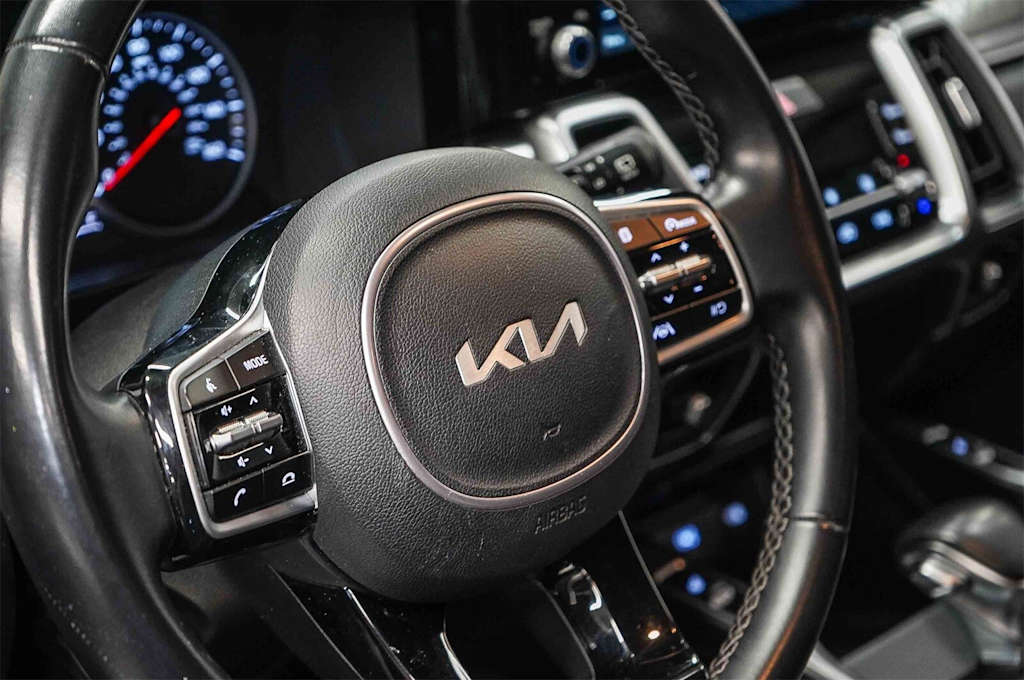 Thumbnail: 2022 Kia Sorento - 25