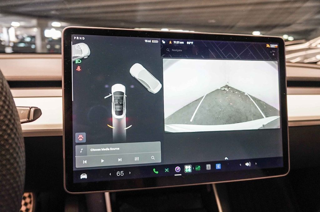 Thumbnail: 2020 Tesla Model 3 - 22