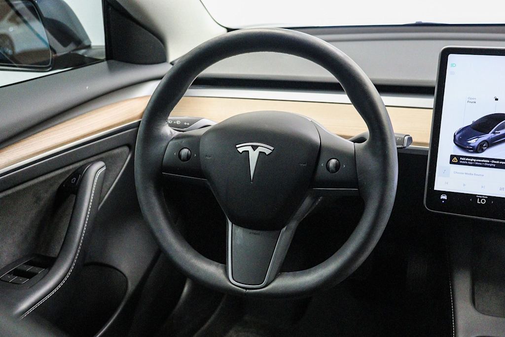 Thumbnail: 2022 Tesla Model 3 - 9