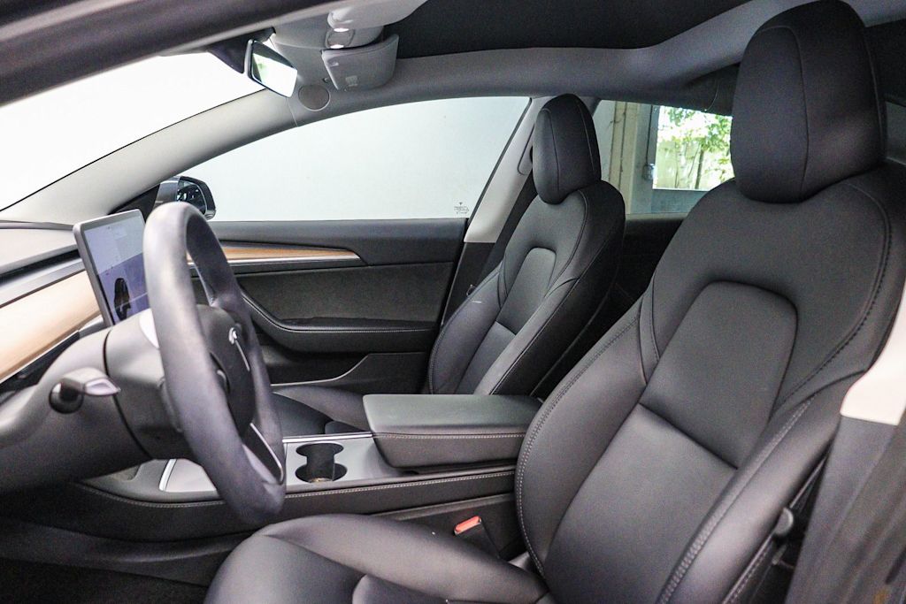 Thumbnail: 2022 Tesla Model 3 - 11