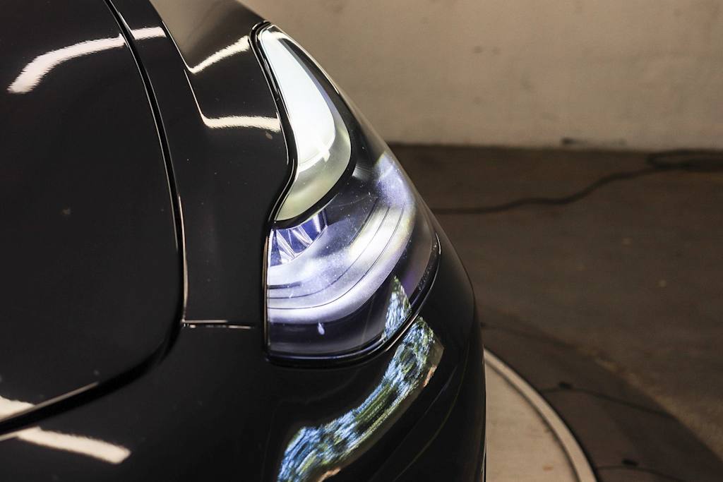 Thumbnail: 2022 Tesla Model 3 - 14