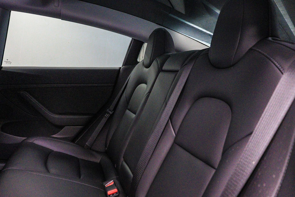 Thumbnail: 2022 Tesla Model 3 - 12