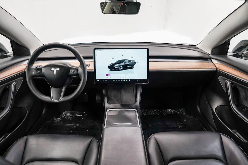 Thumbnail: 2023 Tesla Model 3 - 2