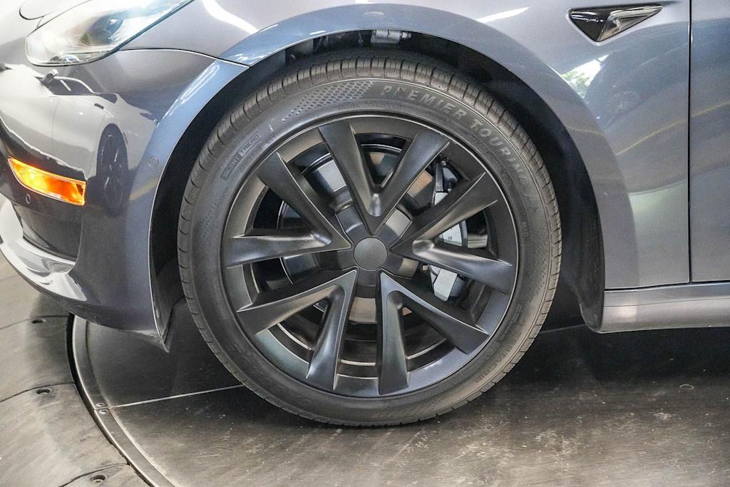Thumbnail: 2020 Tesla Model 3 - 6