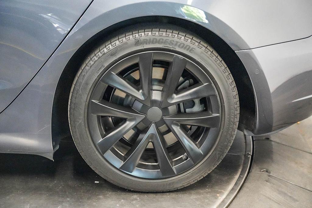 Thumbnail: 2020 Tesla Model 3 - 17