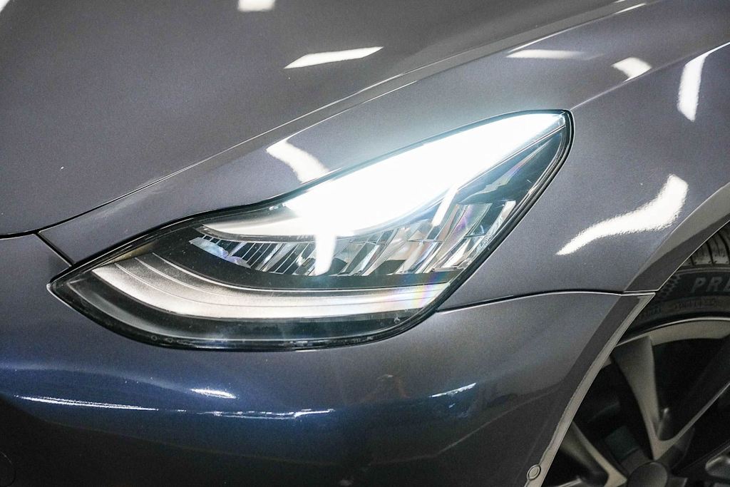 Thumbnail: 2020 Tesla Model 3 - 13