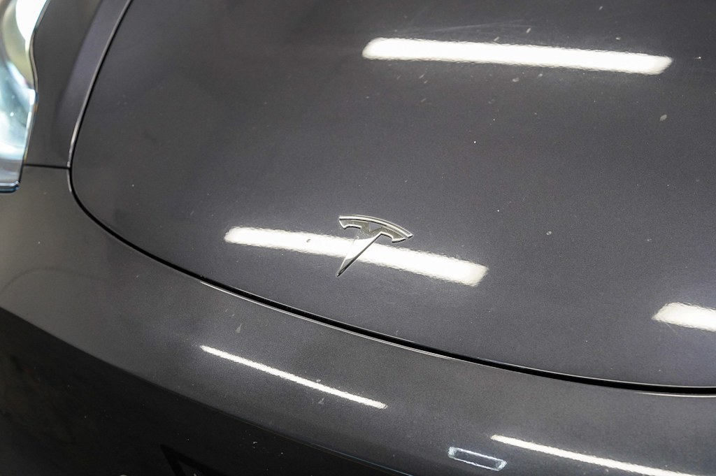 Thumbnail: 2022 Tesla Model 3 - 19