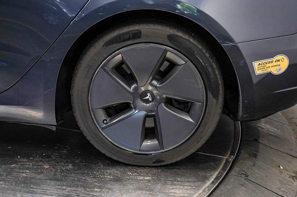 Thumbnail: 2022 Tesla Model 3 - 20