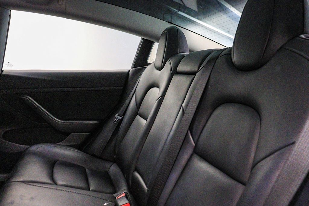 Thumbnail: 2023 Tesla Model 3 - 10