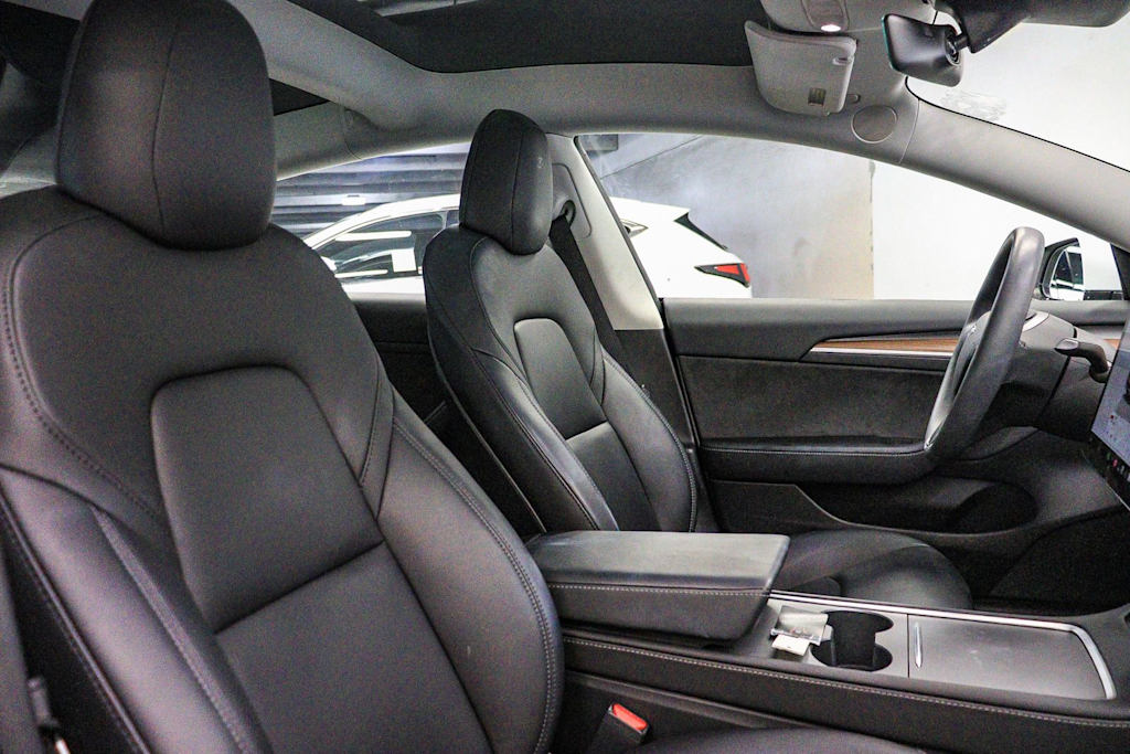 Thumbnail: 2023 Tesla Model 3 - 8