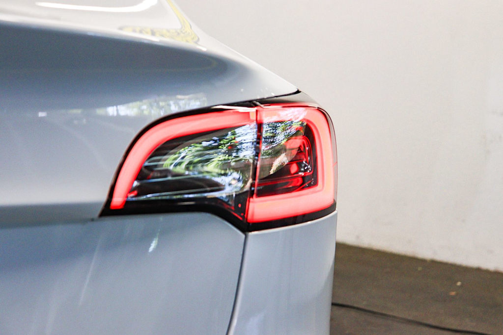 Thumbnail: 2023 Tesla Model 3 - 18