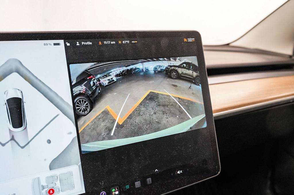 Thumbnail: 2023 Tesla Model 3 - 26