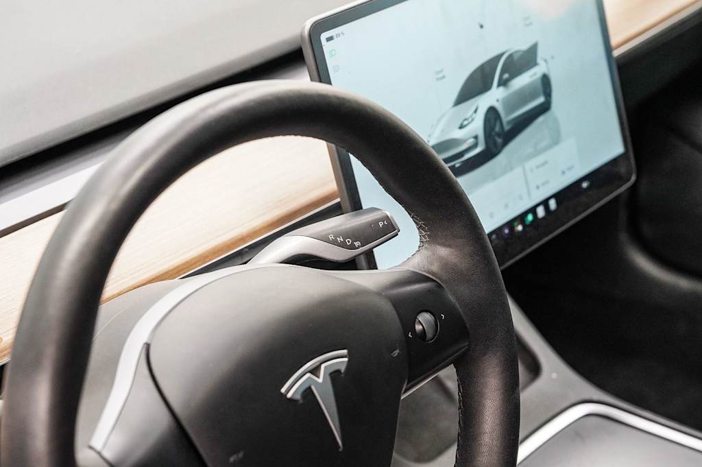 Thumbnail: 2023 Tesla Model 3 - 24