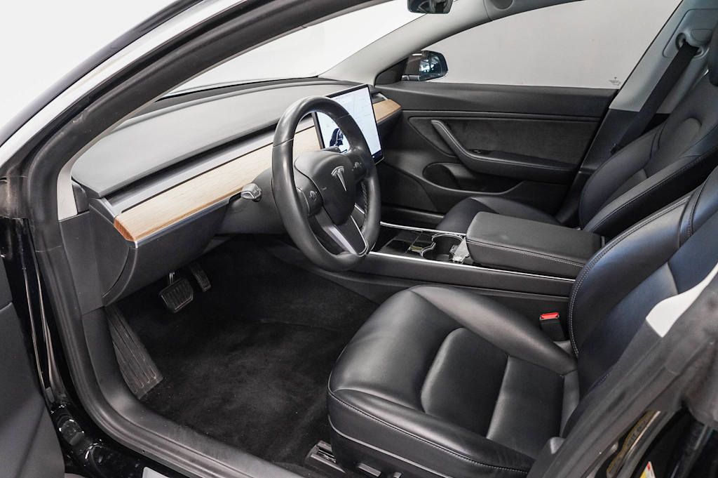 Thumbnail: 2018 Tesla Model 3 - 9