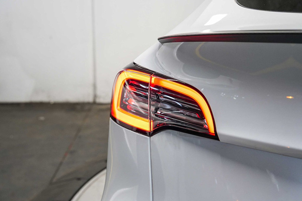 Thumbnail: 2020 Tesla Model Y - 20