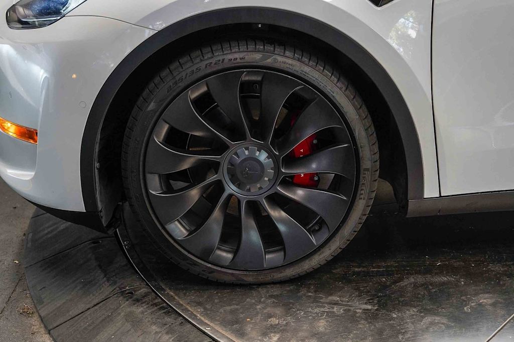 Thumbnail: 2020 Tesla Model Y - 7