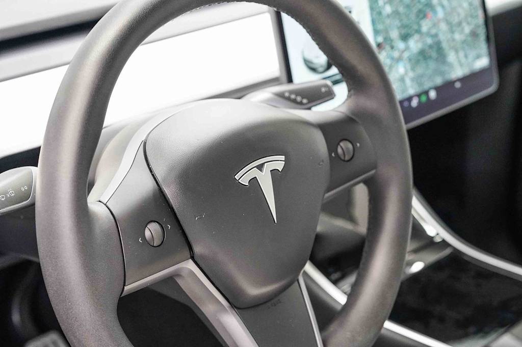 Thumbnail: 2020 Tesla Model Y - 14