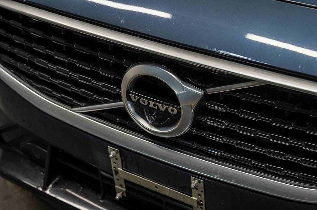 Thumbnail: 2019 Volvo S60 - 5