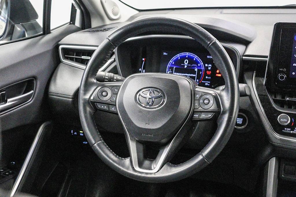 Thumbnail: 2023 Toyota Corolla Cross - 9