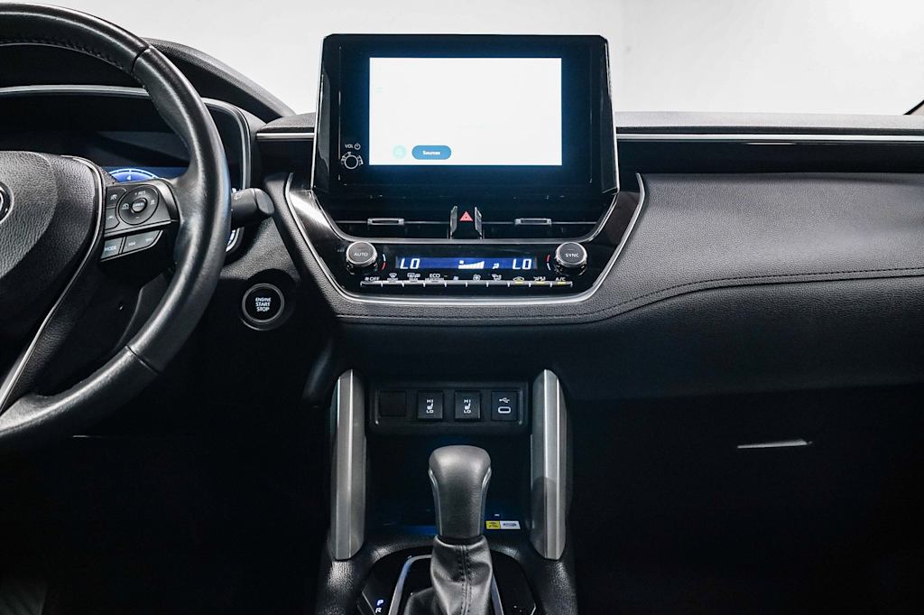 Thumbnail: 2023 Toyota Corolla Cross - 8