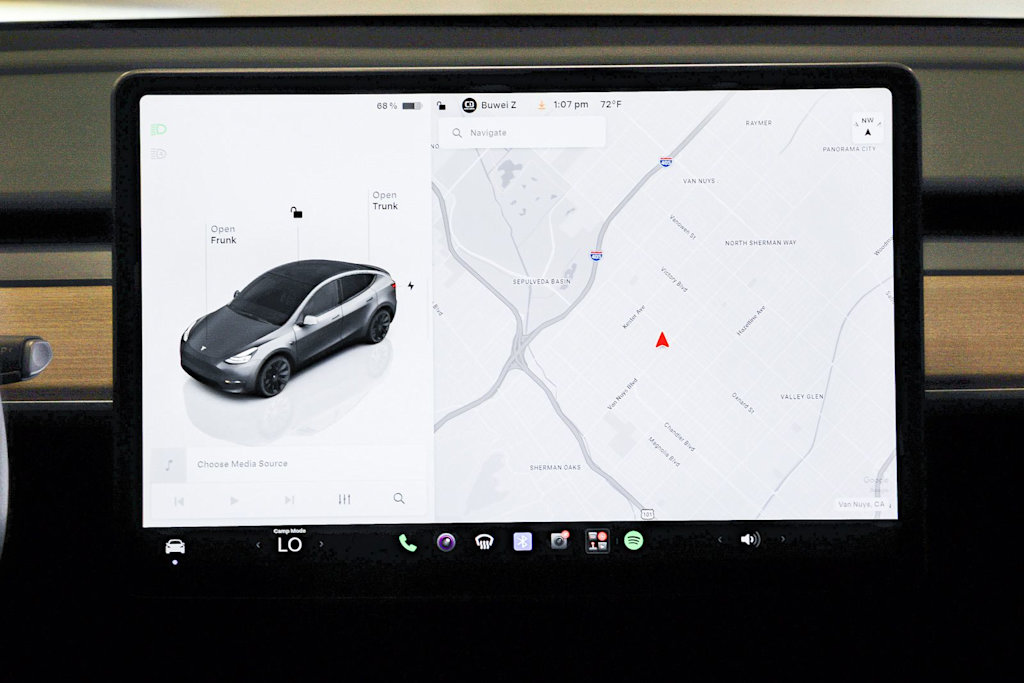 Thumbnail: 2024 Tesla Model Y - 11