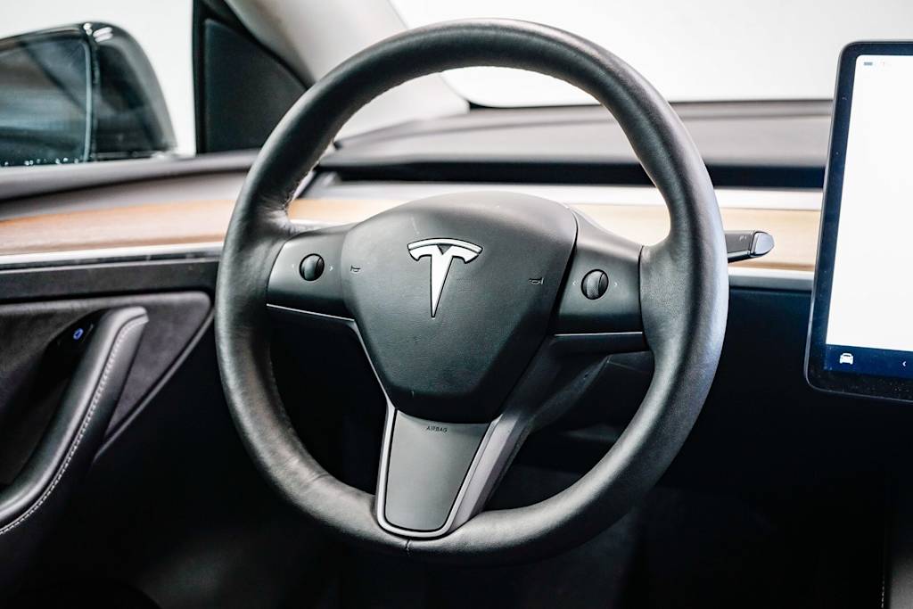 Thumbnail: 2024 Tesla Model Y - 13