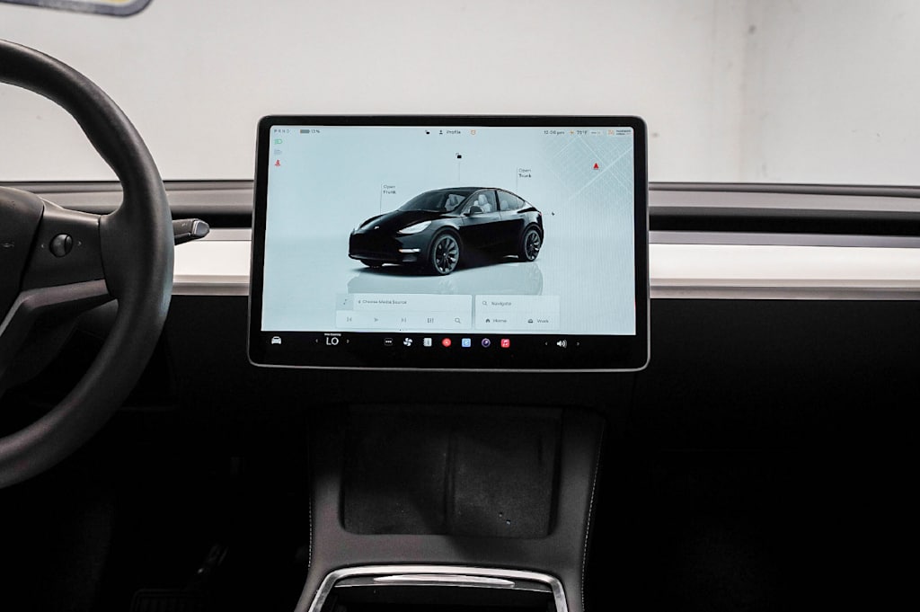 Thumbnail: 2023 Tesla Model Y - 20