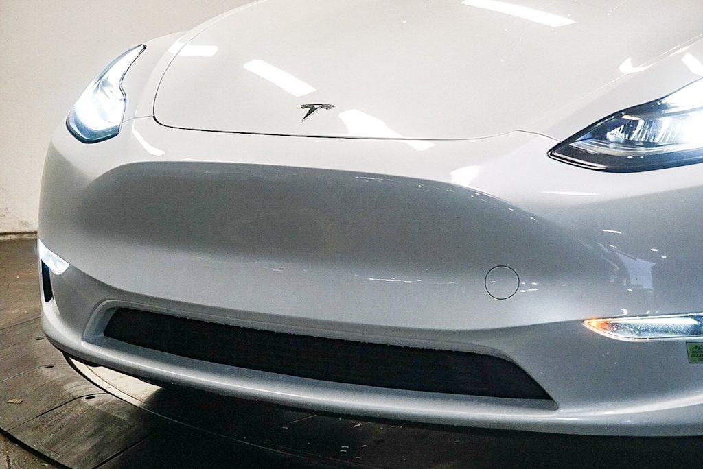 Thumbnail: 2023 Tesla Model Y - 21