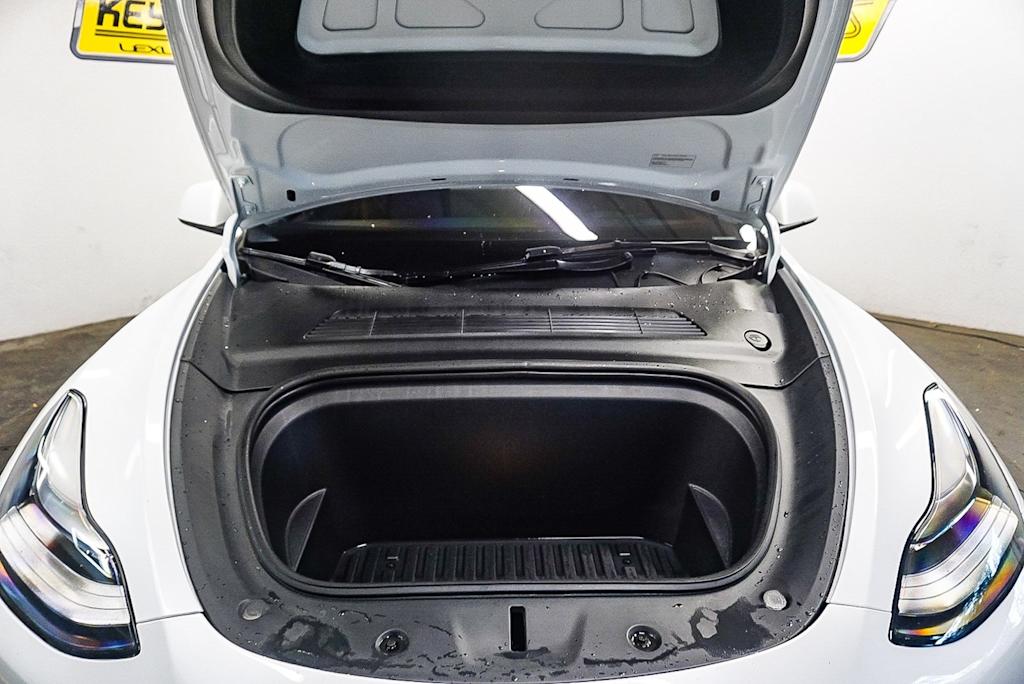 Thumbnail: 2023 Tesla Model Y - 29