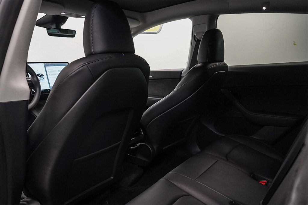 Thumbnail: 2023 Tesla Model Y - 12