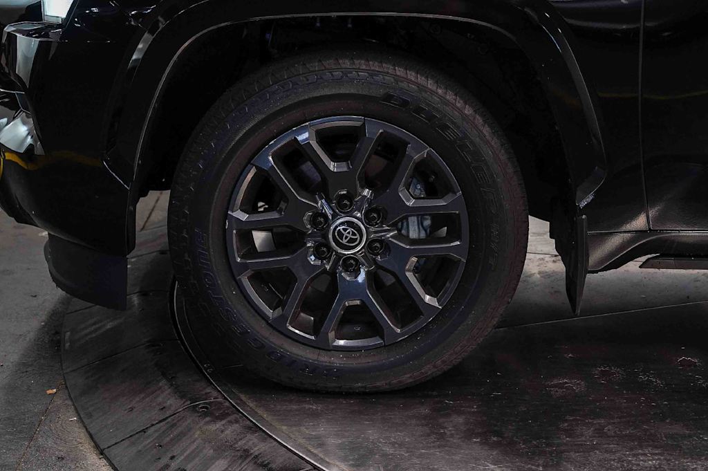 Thumbnail: 2024 Toyota Sequoia - 7