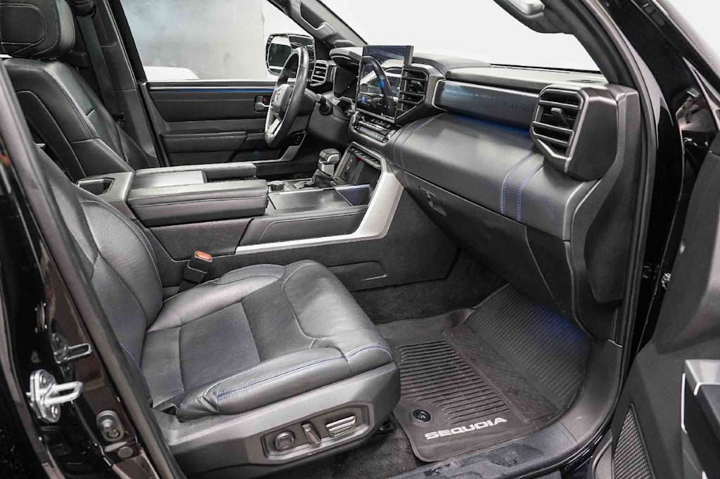 Thumbnail: 2024 Toyota Sequoia - 10