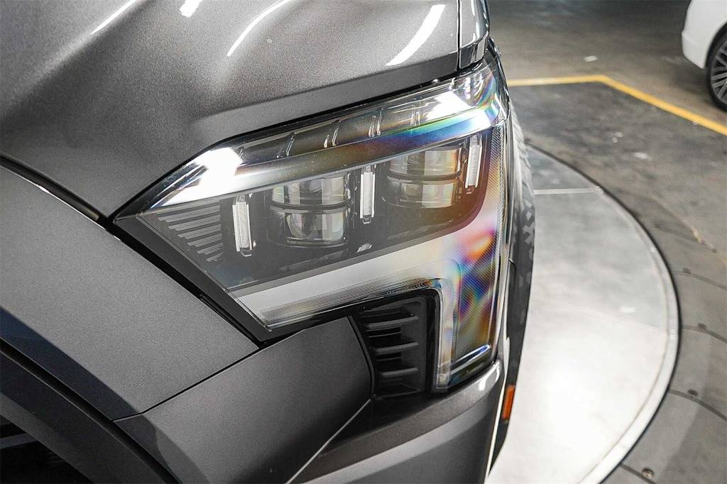 Thumbnail: 2023 Toyota Sequoia - 19