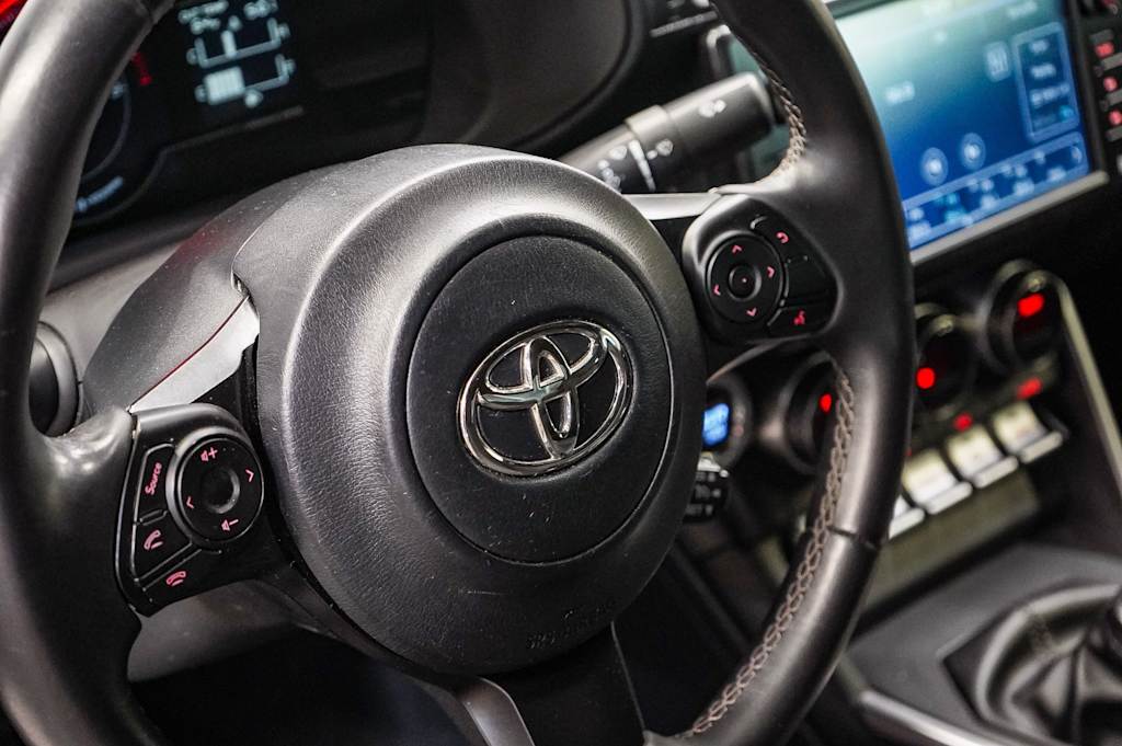 2023 Toyota GR86  13