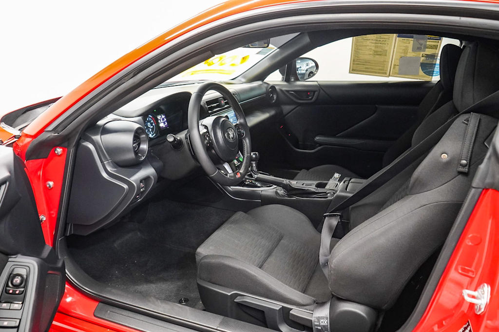 Thumbnail: 2023 Toyota GR86 - 9