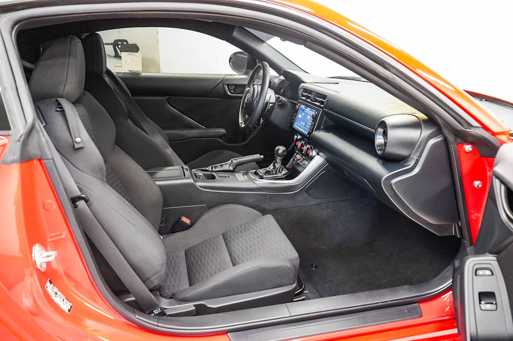 Thumbnail: 2023 Toyota GR86 - 8