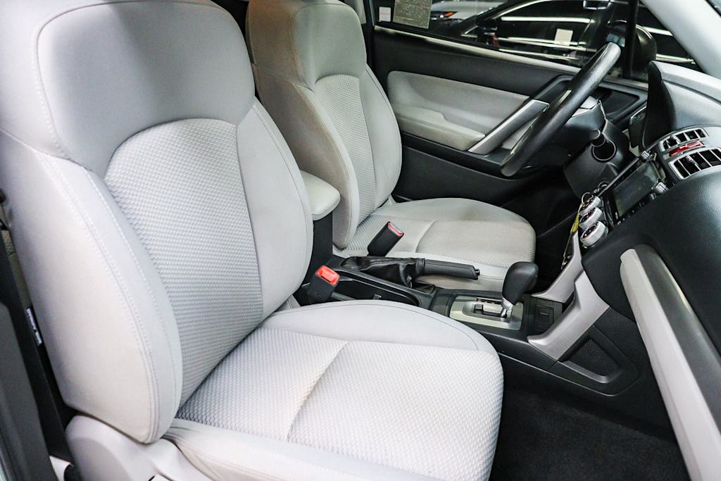 Thumbnail: 2016 Subaru Forester - 10