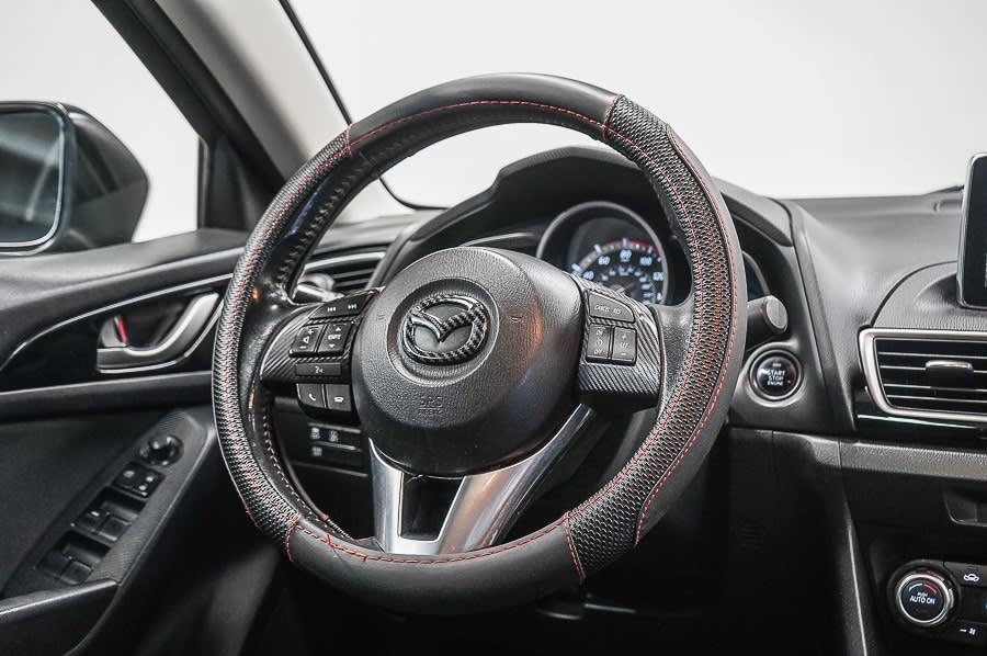 Thumbnail: 2016 Mazda Mazda3 - 13