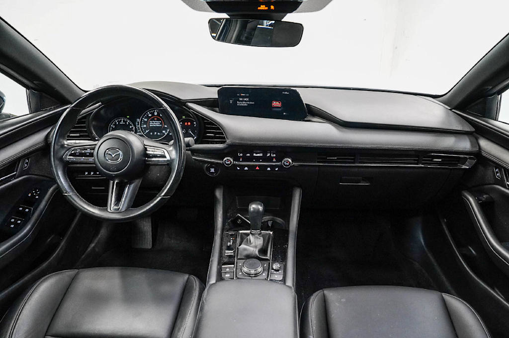 Thumbnail: 2022 Mazda Mazda3 - 2