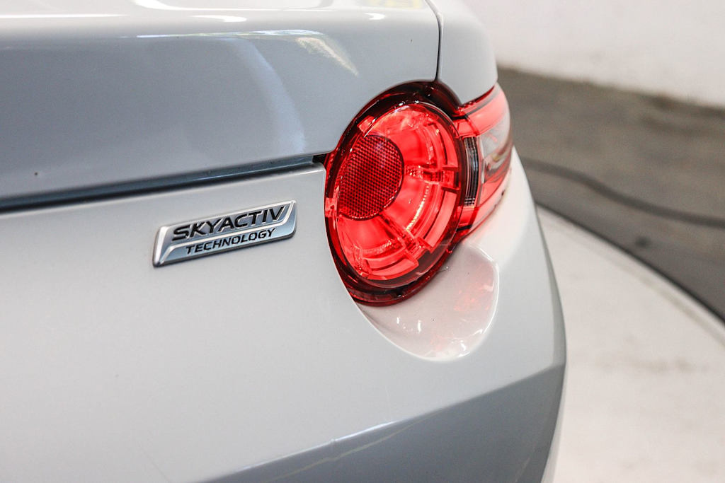 Thumbnail: 2016 Mazda MX-5 Miata - 24