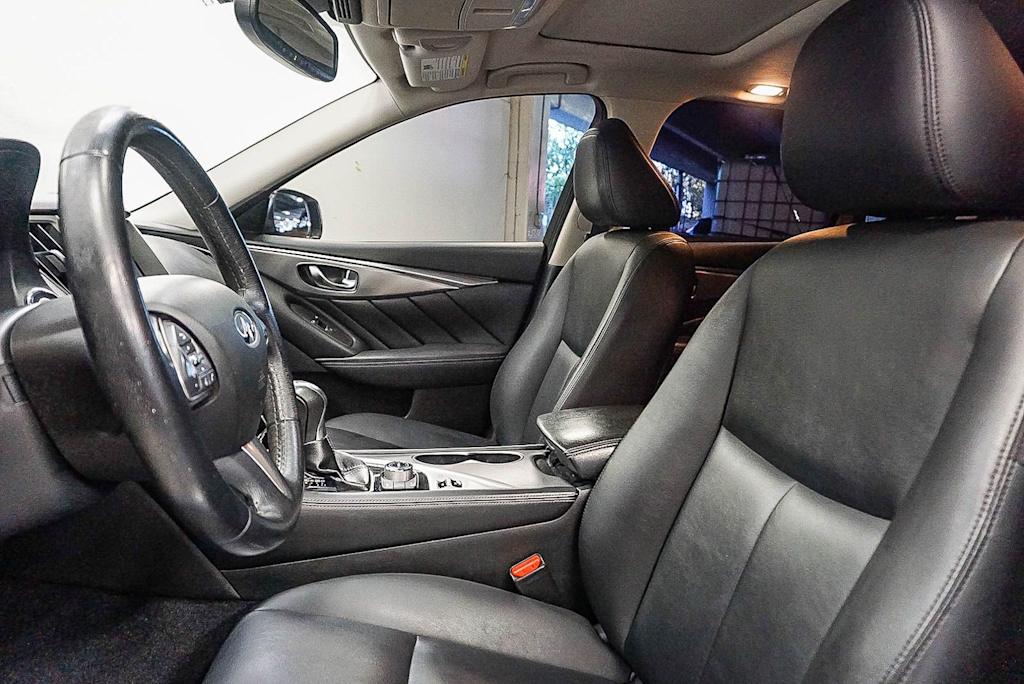 Thumbnail: 2017 INFINITI Q50 - 9