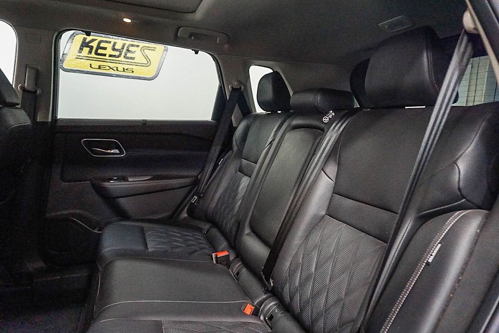 Thumbnail: 2021 Nissan Rogue - 11