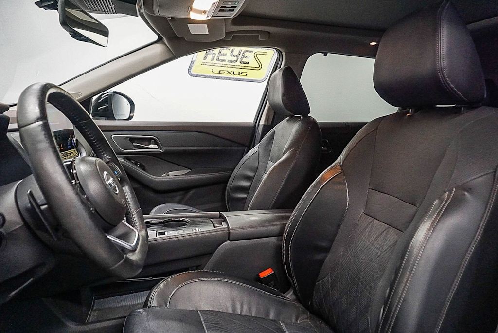 Thumbnail: 2021 Nissan Rogue - 10