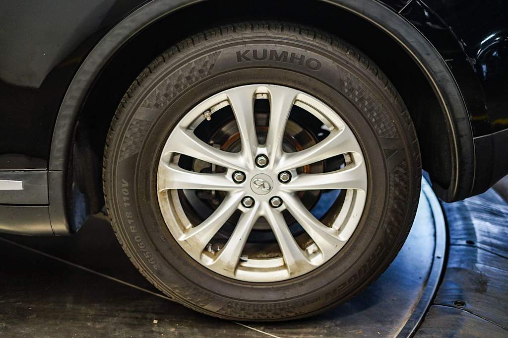 Thumbnail: 2015 INFINITI QX70 - 7