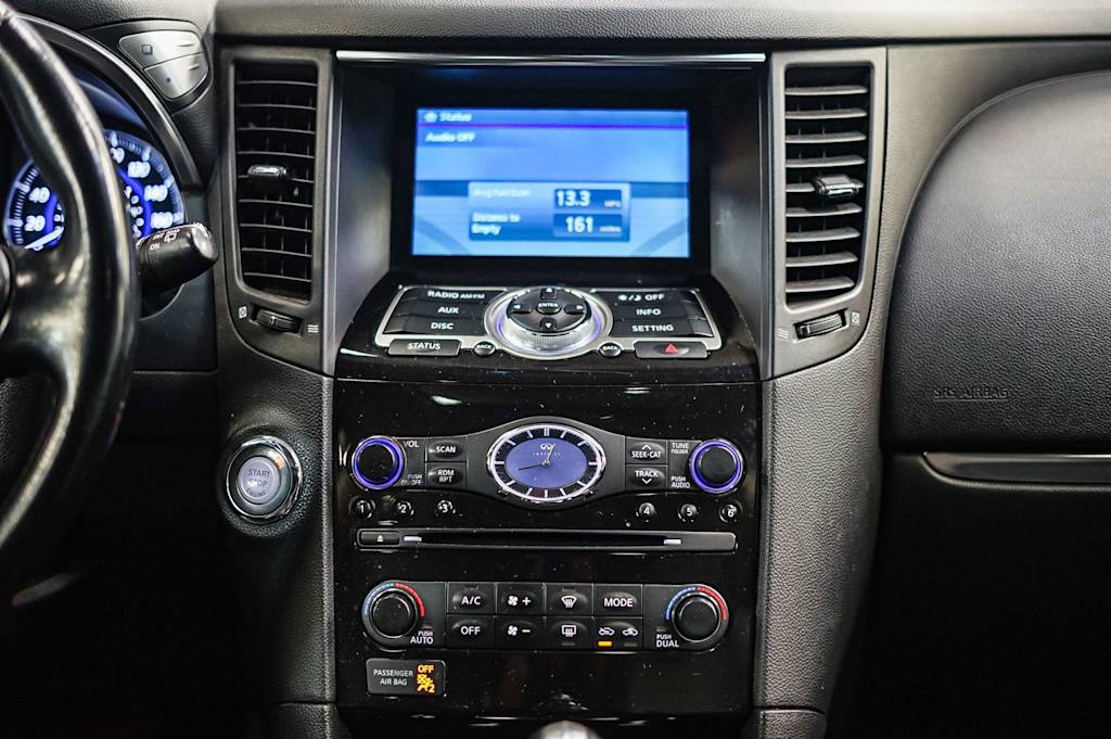 Thumbnail: 2015 INFINITI QX70 - 14